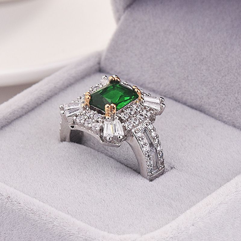 Zhenrong Verlobungsring mit eingelegtem Smaragd-Zirkon, quadratisch, Prinzessin, Mikropflaster, voller Diamanten_voghion.com