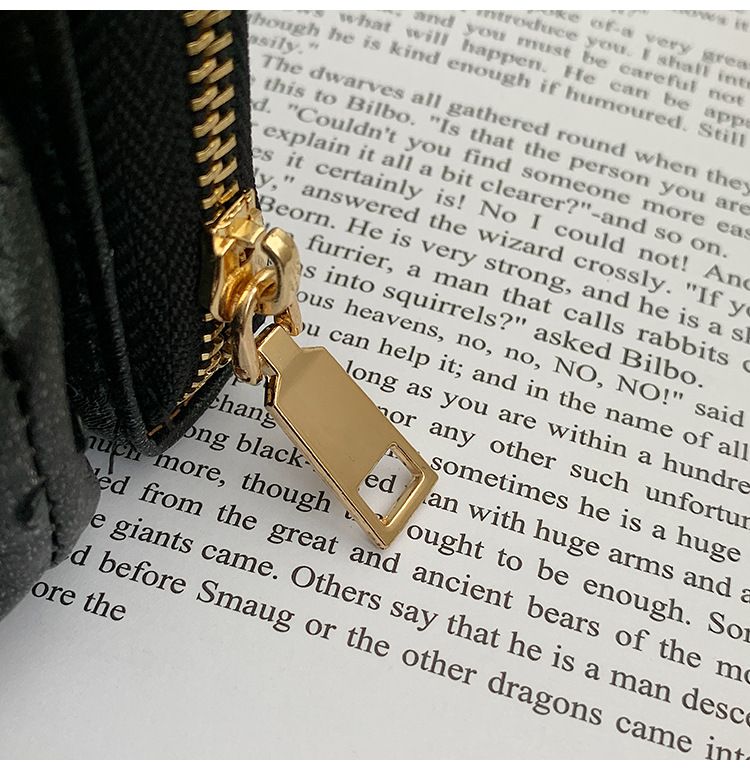 Torebka damska na jedno ramię, wzór strusia, mała torebka typu crossbody, tekstura popularna_voghion.com