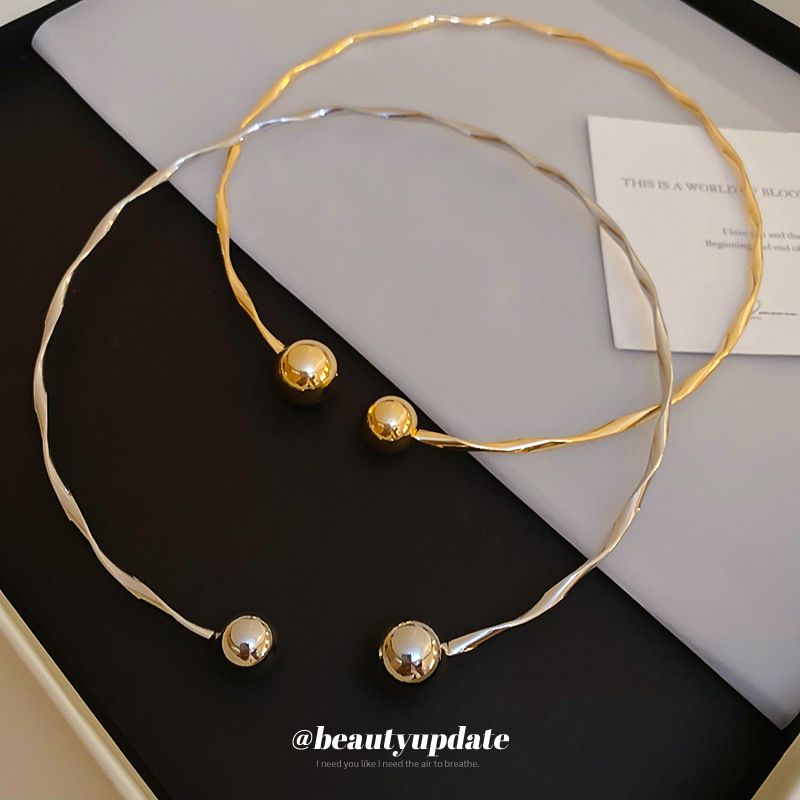 Kallvind Rund Vriden Öppen Krage Enkel Och Avancerad Choker Stil Design Smycken_voghion.com