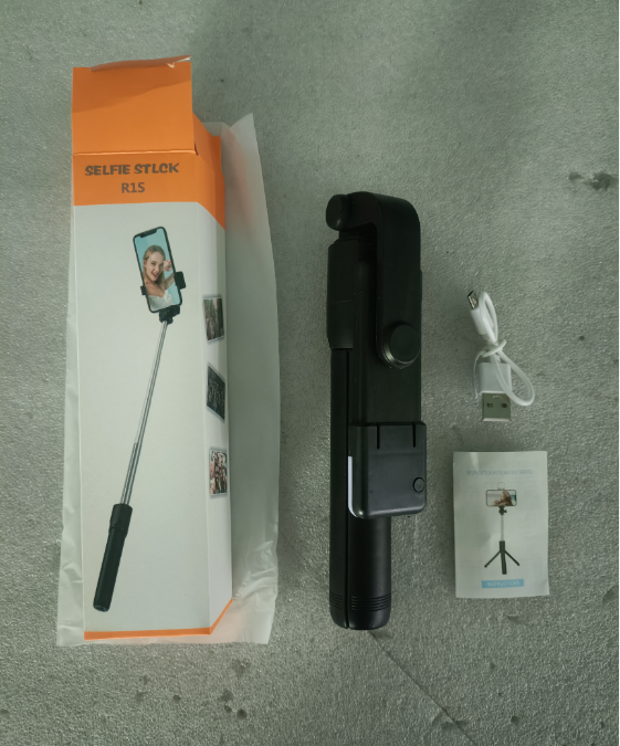 Music Festival Flexible 3 in 1 bluetooths tripod mini handheld selfie stick telescopic fill lamp_voghion.com