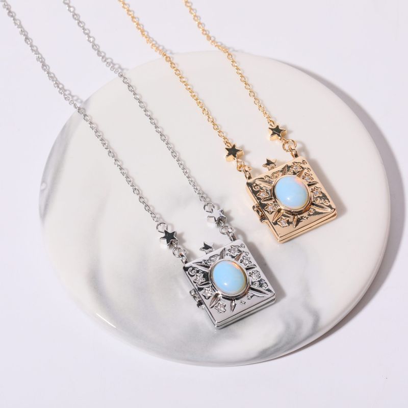 Vrouwen sieraden Liefdeswoorden Geloften Album Openings- en sluitingsketting Vrouwelijke retro persoonlijkheid Engelse woordsieraden Maan terug Maan_voghion.com