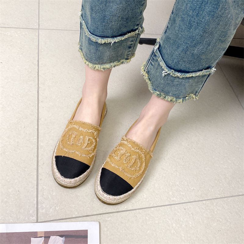 Mocasines planos sin cordones con diseño de bloques de color para mujer, primavera 2025_voghion.com