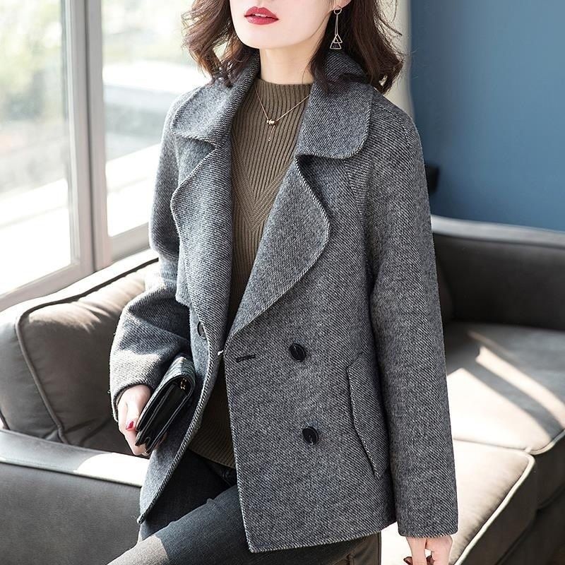 Calm 2025 Spring And Autumn New Korean Style Double-Breasted Knitted Cardigan Short For Women Loose Woolen Coat_voghion.com