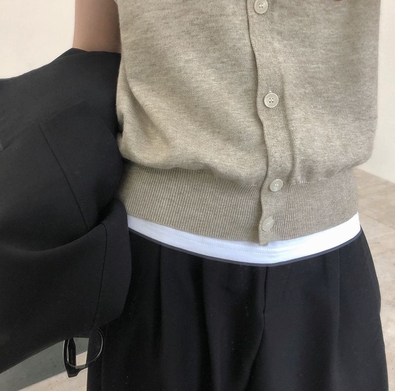 Women's Clothing Spring New Korean INS Simple Fashionable V-Neck Knitted Vest Cardigan Casual Loose Slimming Sleeveless Top For_voghion.com