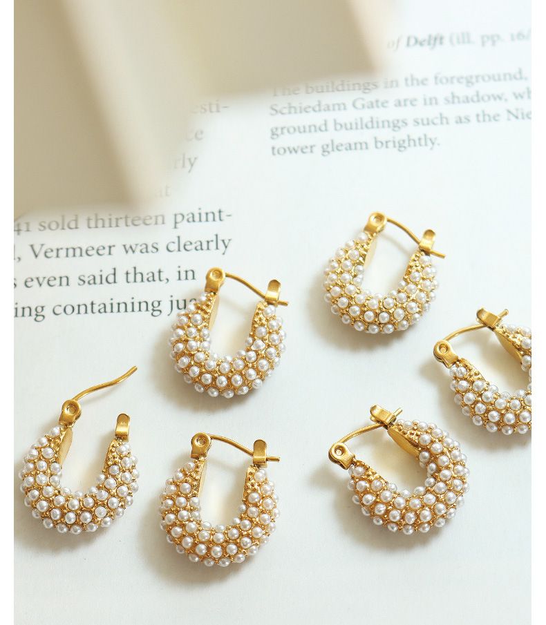 Damenschmuck – Elegante französische Perlenohrringe in U-Form, geometrisches Design, Titanstahl, Goldton, schickes und zeitloses Accessoire_voghion.com