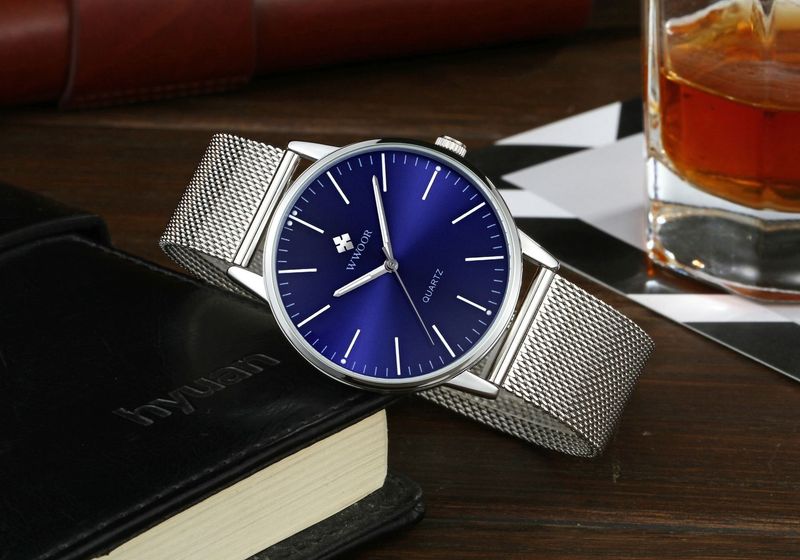 Herren-Quarzuhr mit ultradünnem, rundem Edelstahl-Mesh-Band, wasserdicht, lässige Armbanduhr für den Alltag, modische, einfache Uhr_voghion.com