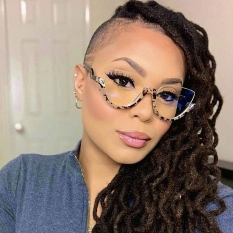 Half diamond inlaid flat mirror 2022 new cat eye trend anti blue light ins glasses frame_voghion.com