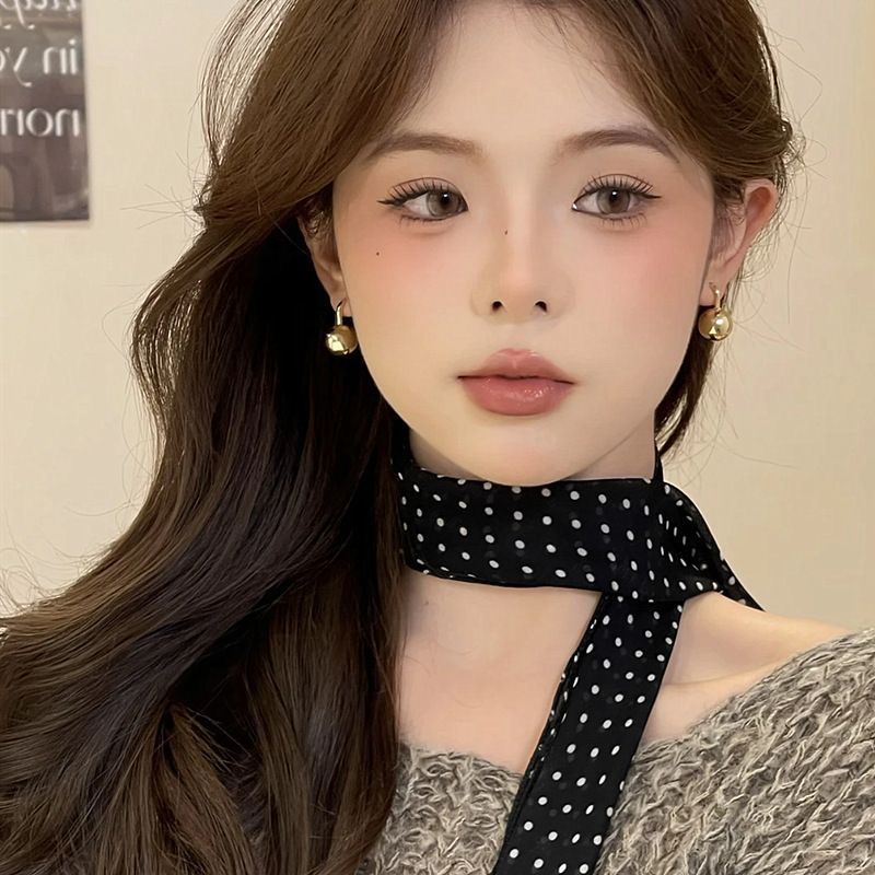 A Pair Of Gold Ball Fringed Earrings, Fashionable Temperament, Versatile, And High-end Stud Earrings For Women._voghion.com