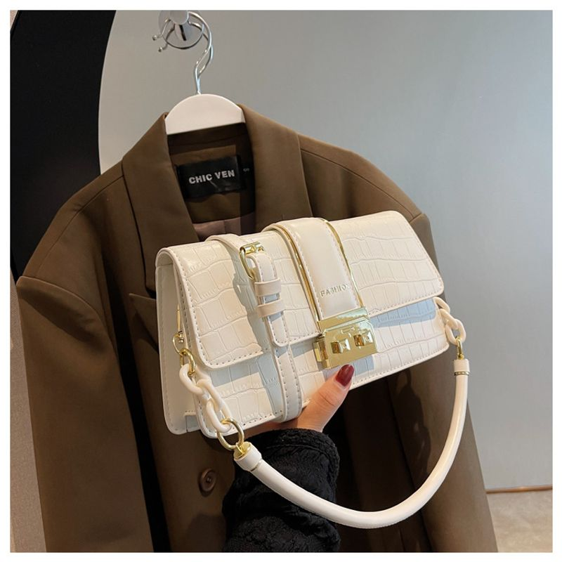 Este ano popular nicho design crossbody feminino verão 2023 novo estilo bloqueio pequeno quadrado moda casual bolsa de ombro_voghion.com