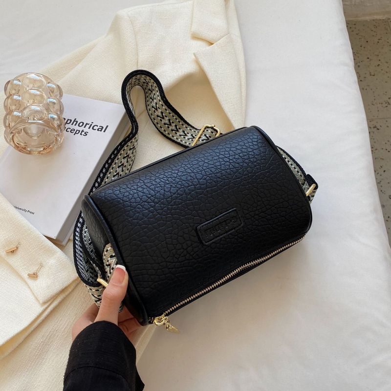 Borsa a tracolla versatile di alta qualità, casual e di alta qualità, con tracolla larga, per donne, nuova nicchia, alla moda e semplice, 2025_voghion.com
