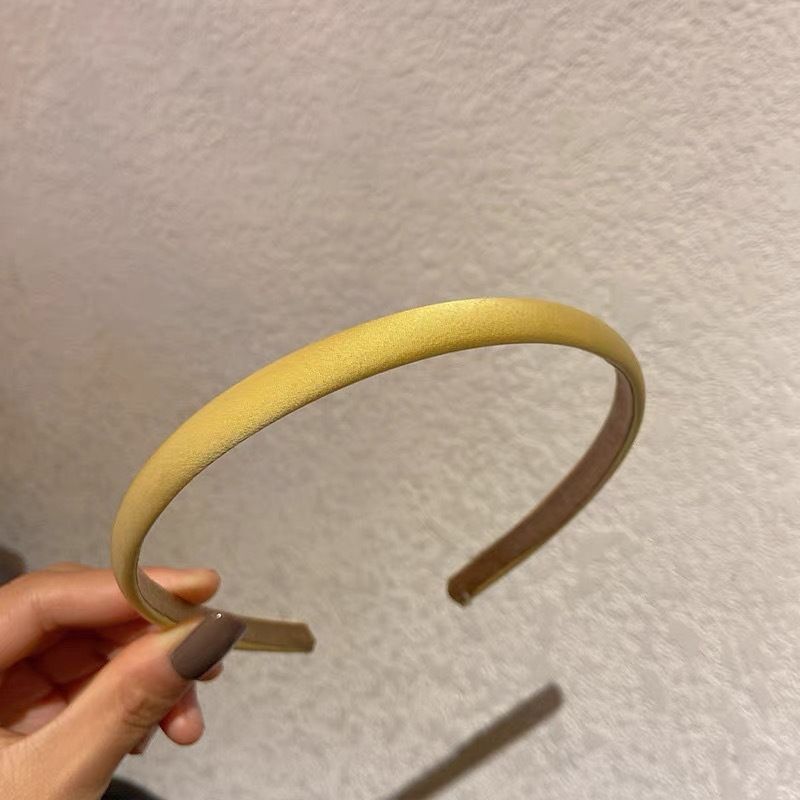 Fascia per capelli sottile in raso giallo vivace, accessorio per capelli corto e semplice da fata francese, per l'estate delle donne_voghion.com