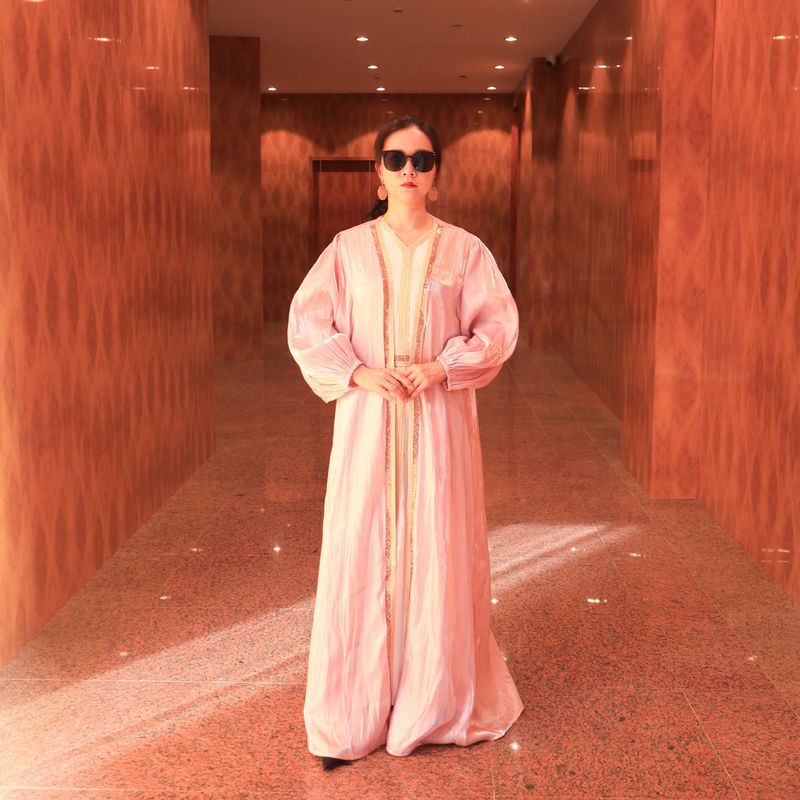 ZAB266 Muslim Women's Fashion Rhinestone Abaya Set Shiny Satin Three-Piece Dress_voghion.com