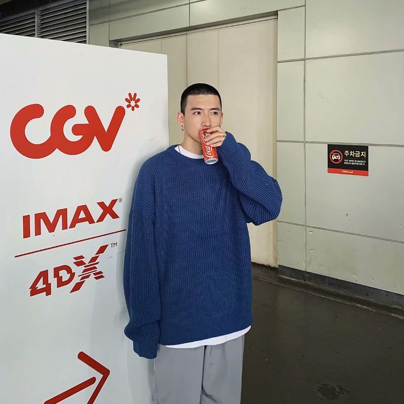 Japanese retro solid color knitted in autumn winter fashion, with base layer and a lazy style sweater jacket for men_voghion.com