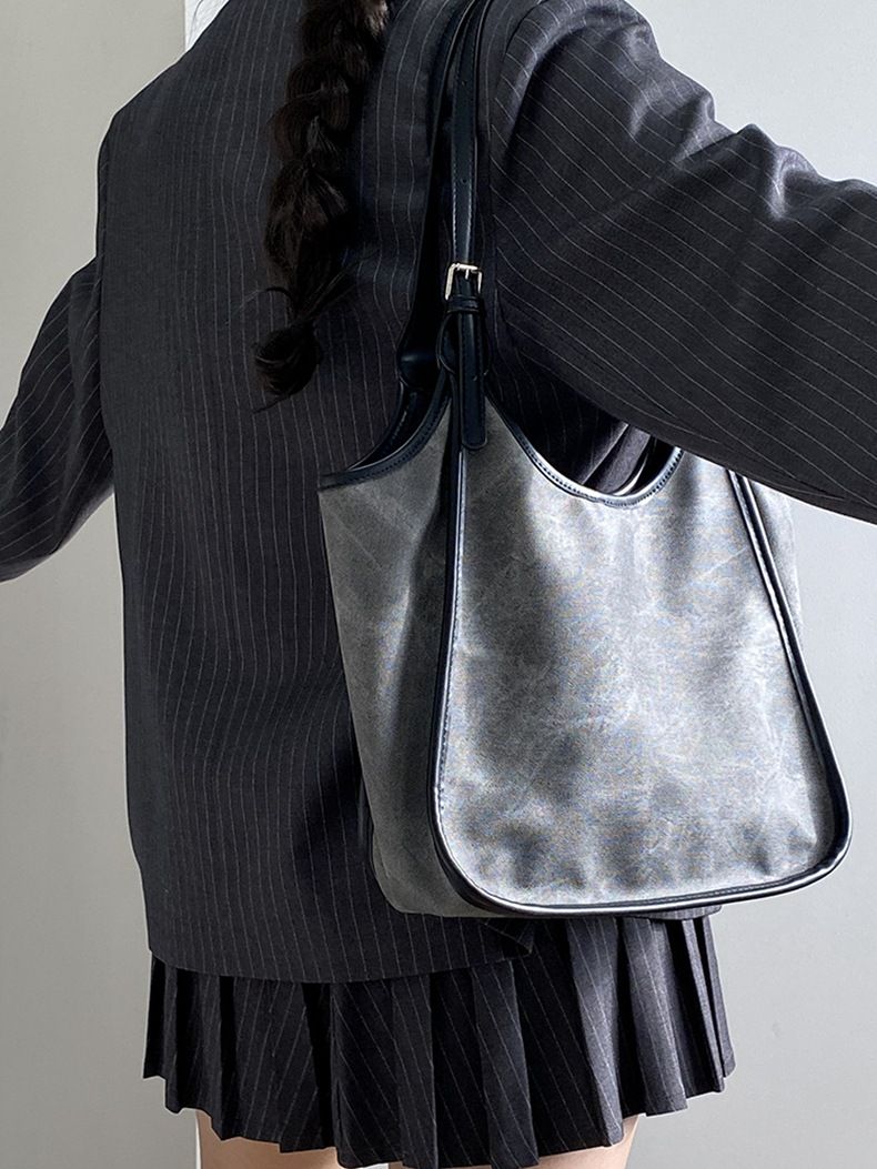 Bolso de mano de verano para mujer, diseño de nicho, de gran capacidad, multifuncional, moderno, informal, para uso diario, personalizado, 2025_voghion.com