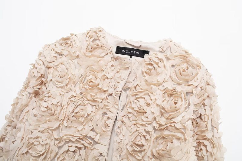 Vêtements pour femmes 2024 automne/hiver nouvelle veste florale texturée courte personnalisée_voghion.com