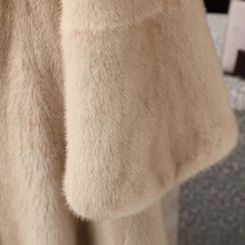 Cappotto in pelliccia sintetica da donna – Giacca lunga in velluto con cappuccio (nero/cammello/crema) per uno stile invernale di lusso_voghion.com