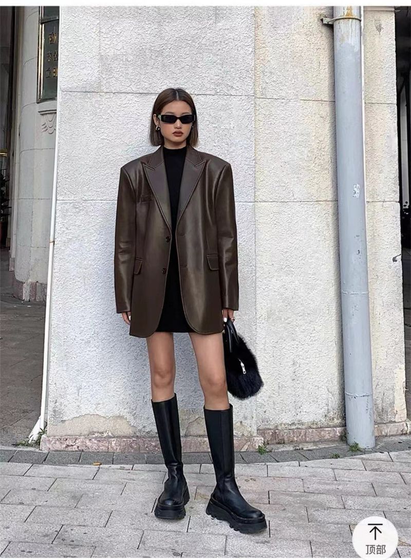 Giacca in pelle da donna di marca europea e americana alla moda, giacca da abito autunnale e invernale in pelle PU con texture avanzata_voghion.com