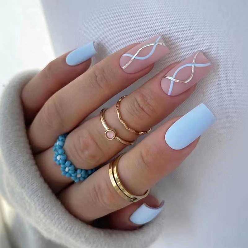 24 pezzi di media lunghezza glitter manicure crepe bianche design unghie finte acrilico artificiale indossabile stampa sulle unghie F_voghion.com