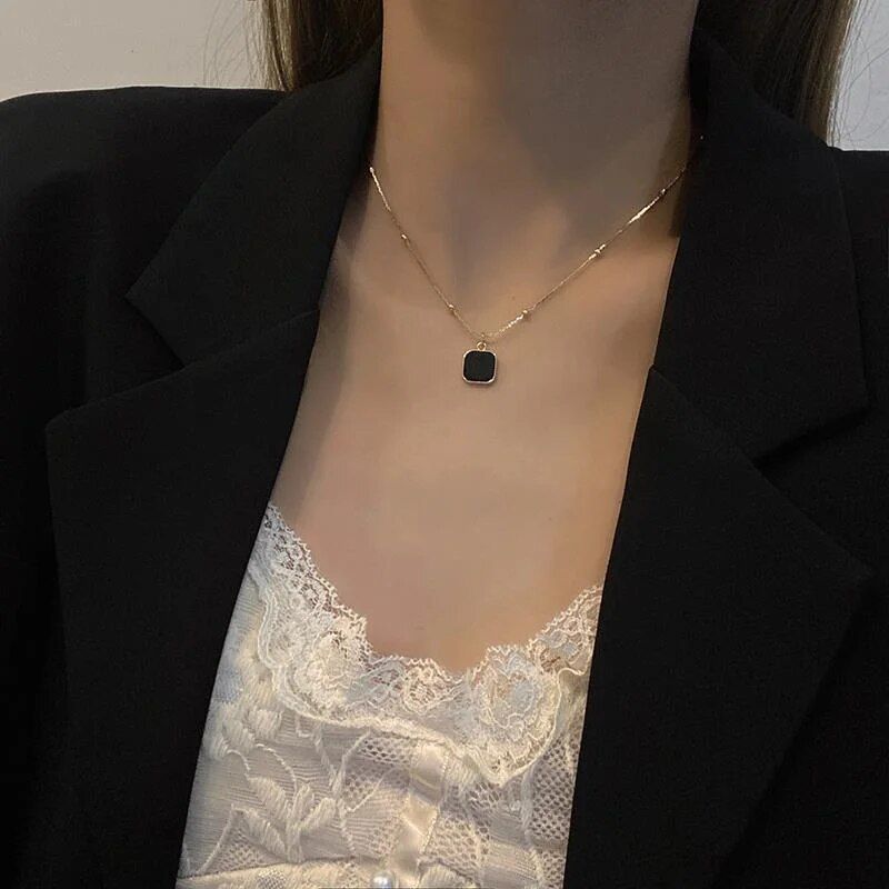 Collares de acero inoxidable de gran oferta, gargantillas negras con exquisito colgante cuadrado minimalista, collar de moda para mujer._voghion.com