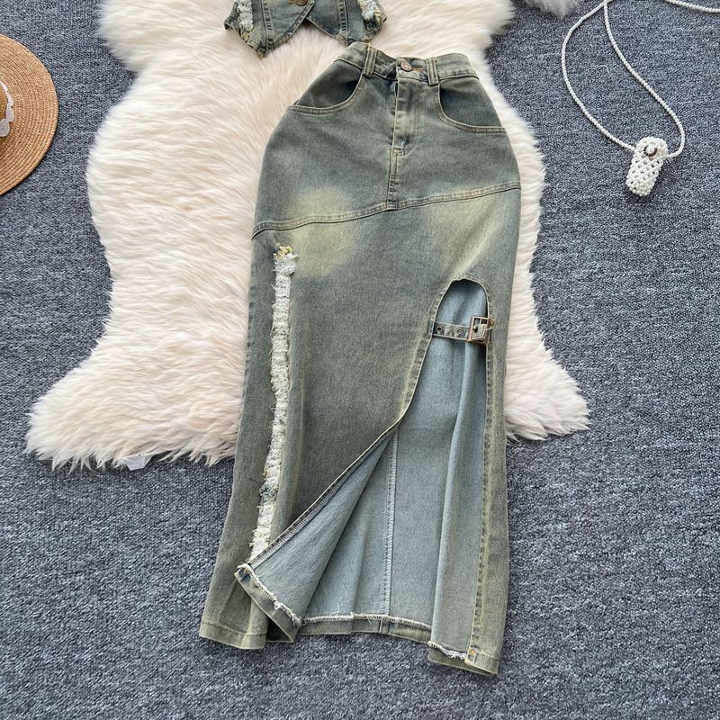 Vêtements pour femmes rétro délavé vieilli licou cou sans manches revers bord brut denim haut deux pièces ensemble jupe mince fendue_voghion.com