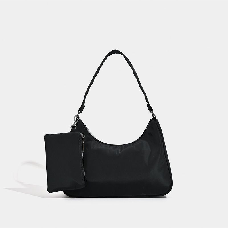 2025 Korean Version Of The New Spring And Summer Simple Armpit Insert Bag Fashion Nylon Leisure Shoulder Bag Ms. Lightweight Handbag_voghion.com