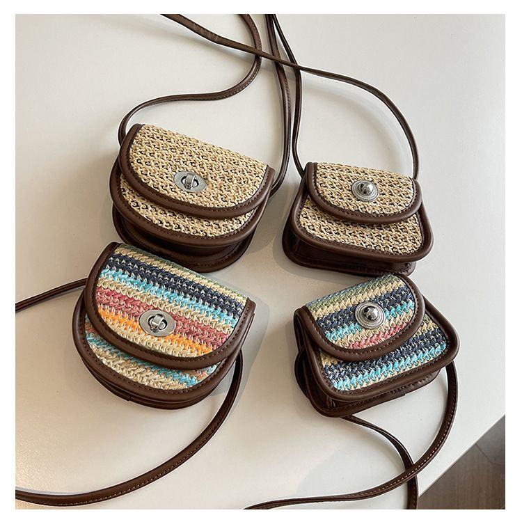 Kinder-Umhängetaschen, beliebte All-Match-Mini-Muscheltasche, Kontrastfarbe, geflochtenes Stroh, Eltern-Kind-Mädchen-Umhängetasche, Lippenstifttasche, weiblich_voghion.com