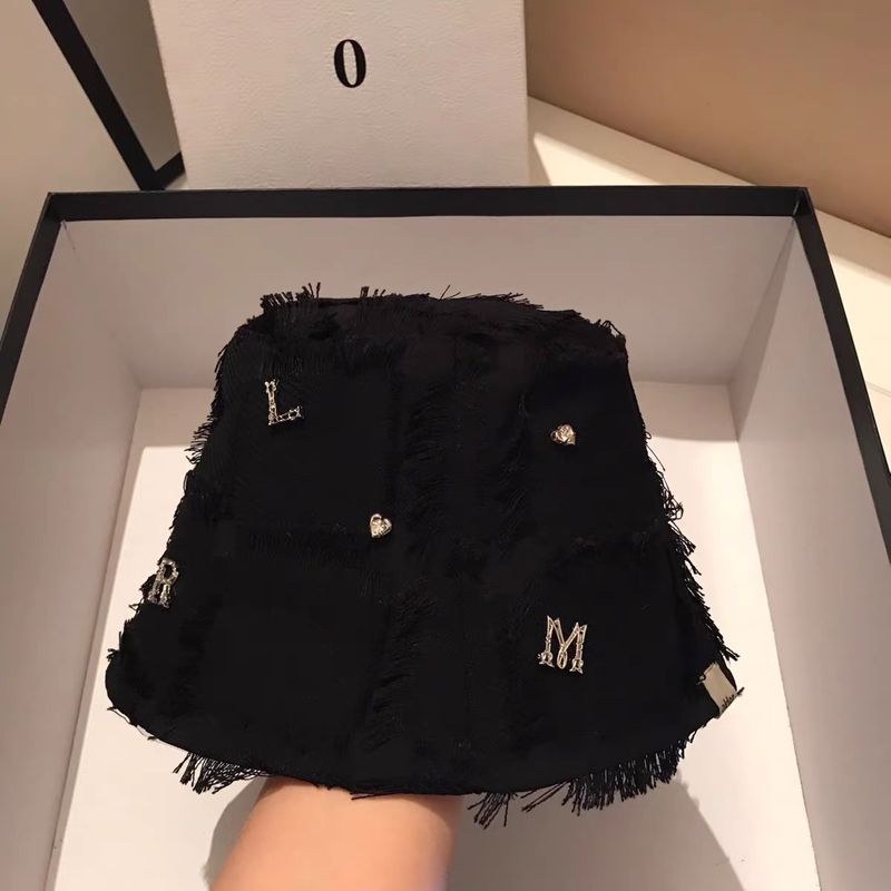 2025 Korean INS Small Fragrance Style Fringe Bucket Autumn New Metal Letter A Version Face-Slimming Fisherman Hat For Women_voghion.com