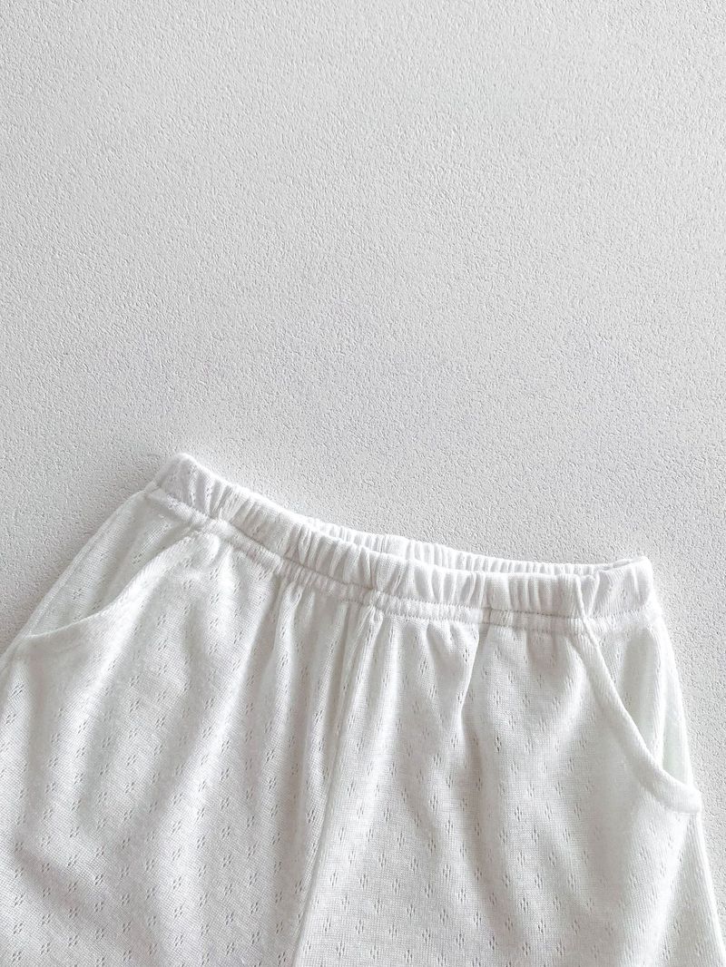 I pantaloncini a maniche corte per neonati e bambini per mamma e bambino si adattano a vestiti striscianti a triangolo cavo semplici e comodi per uscire_voghion.com