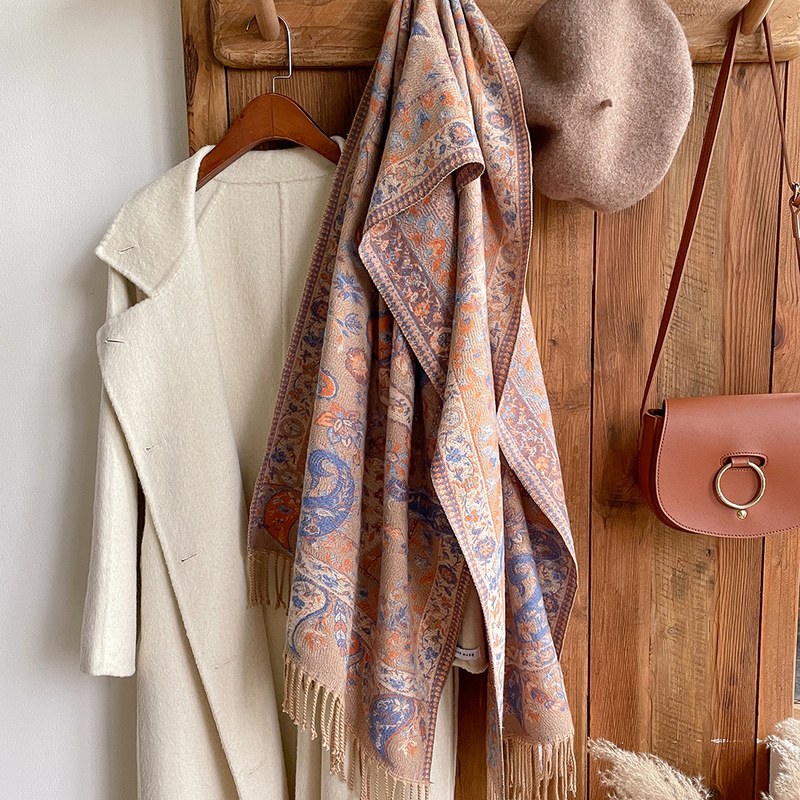 Sciarpa da turismo con fiori e frutta in stile etnico autunnale e invernale, da donna, in jacquard, con nappa, extra lungo, spesso_voghion.com