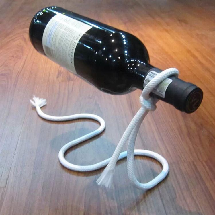 Unique Fashion Red Bottle Holder European Style Creative Floating Iron Art Rope Wine Rack Ornament_voghion.com