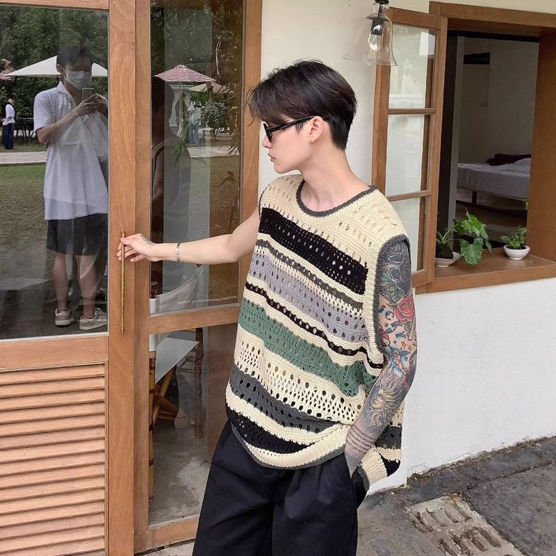 Koreanischer Stil Farbblock gestreift Sommer dünn Rundhals Pullover Hohlstrick Herren Weste_voghion.com