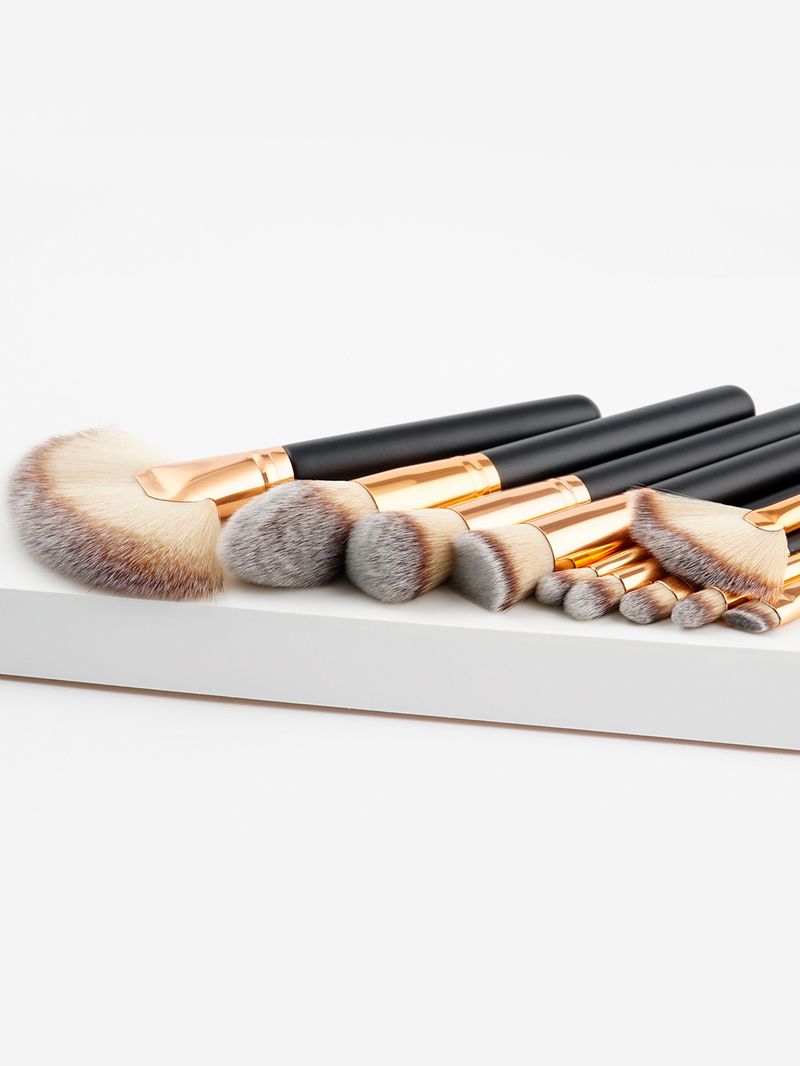 Conjunto de 10 pincéis de maquiagem para cabelo preto de quatro cores_voghion.com