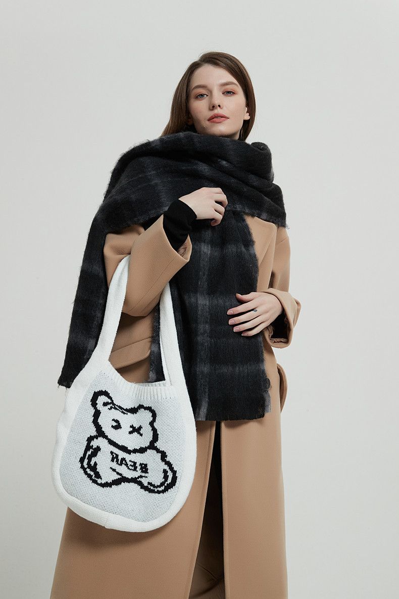 Unisex Stricktasche Japanischer und südkoreanischer weißer Bär lässiger fauler Stil Mädchen Umhängetasche Handtasche_voghion.com