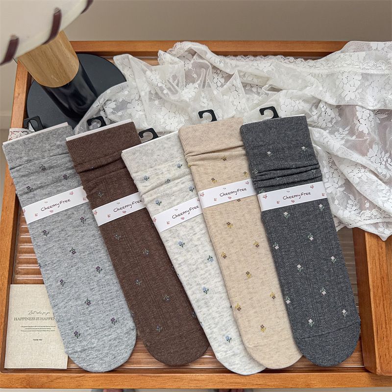 Calzini da donna con pizzo floreale - Stile vintage francese, cotone traspirante, calzini boho chic per look casual e alla moda. Calzini in pile con scarpe Dexun._voghion.com