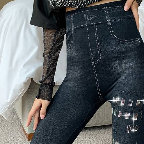 Abbigliamento da donna denim ad alta elasticità con diamanti caldi più leggings di velluto pantaloni a nove punti attillati e modali ispessiti_voghion.com