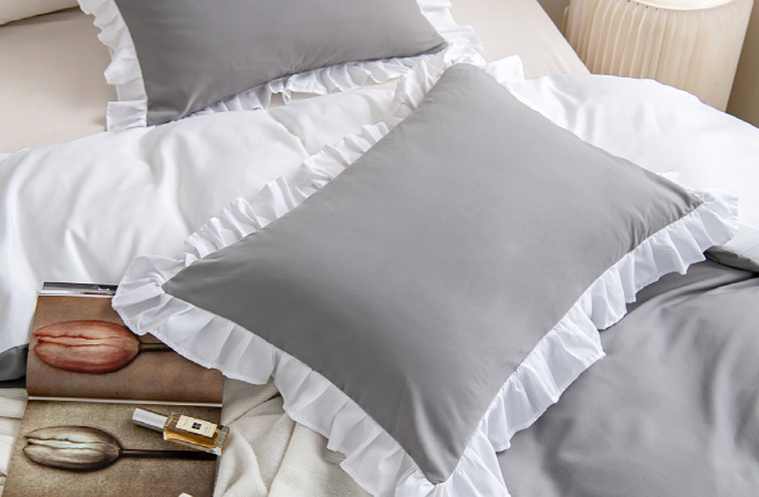 Luxury Ruffled Duvet Cover With Patchwork Patterns - Soft Milled Velvet, Active Dyed Colors, Multi-Color Options_voghion.com
