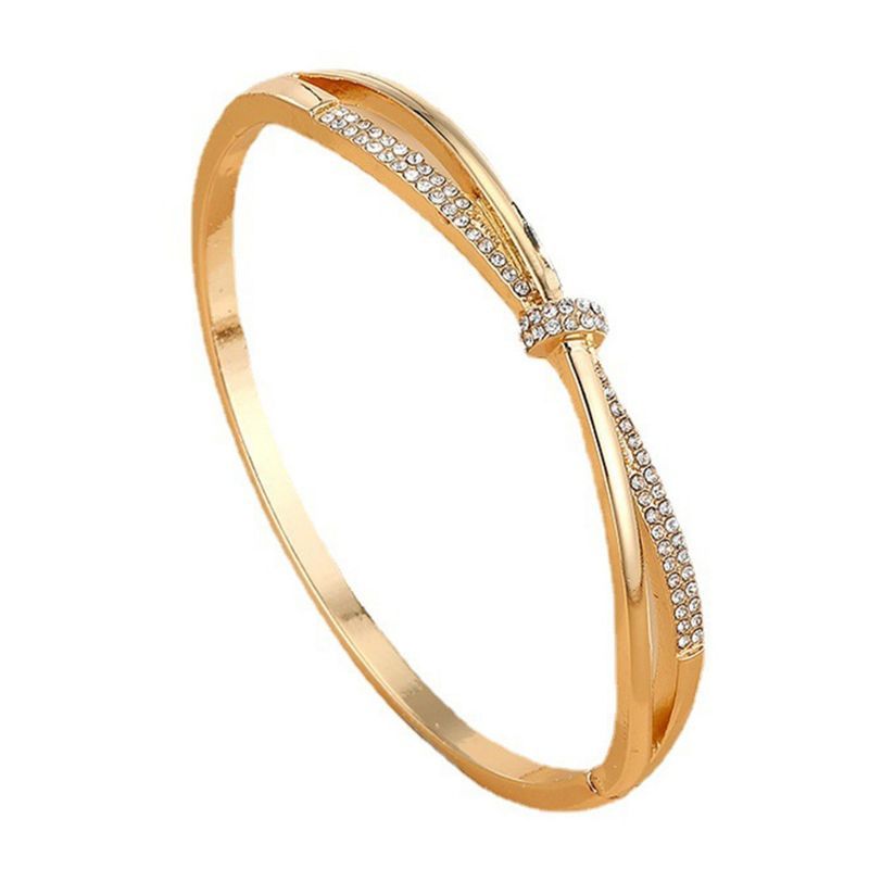 Pulsera de oro con incrustaciones de cruz, diseño popular europeo y americano, sencilla y ligera, personalizada, accesorio femenino._voghion.com