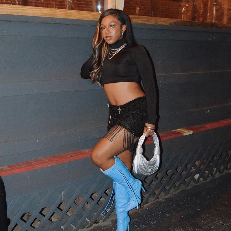 szexi, divatos, keresztbe nyomtatott, bojtos, szőrös szoknyák, női, dögös lányoknak, szexi, magas derekú, csípőre tekert, 2010-es évjáratú mini alsó, csípőnadrág_voghion.com