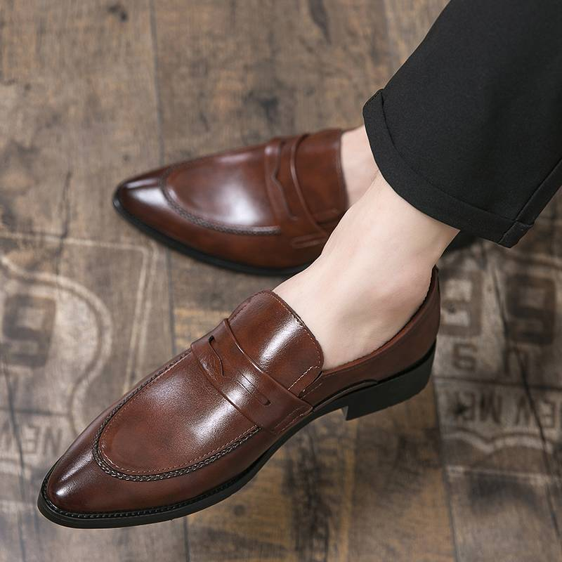 Nya Herrmode Brittiska Svarta Affärs Casual Loafers För Vardagsbruk Kontors Läderskor En Fotpedal Lata Bruna Bankettklänning Bröllop Herr_voghion.com