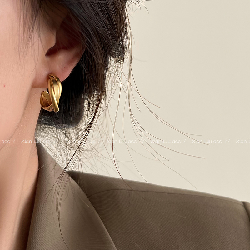 Orecchini a cerchio geometrici Twist 2023, nuovi trend, stile coreano, eleganti, stile celebrità di Internet, orecchini a cerchio di alta qualità per le donne_voghion.com