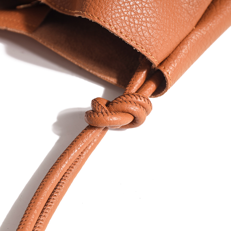 Borsa da donna di design di nicchia autunno/inverno 2022 new fashion texture piccola borsa a tracolla trasparente borsa a secchiello ascella portatile_voghion.com