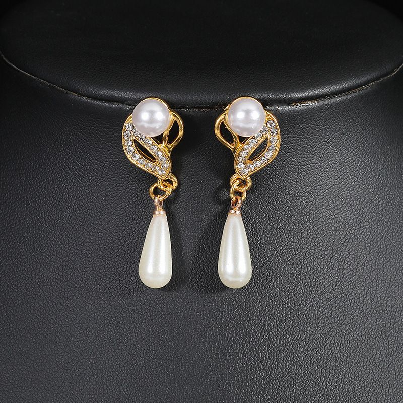 Dam Aftonväskor Handväska Pärlhalsband Modeaccessoarer Set Örhängen Choker Middagsväska 3 delar_voghion.com