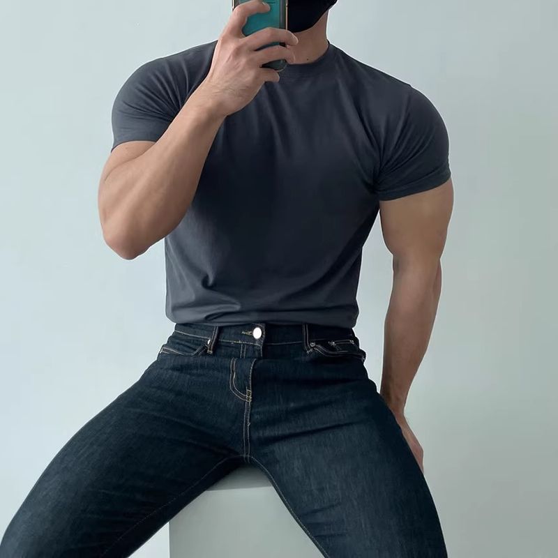 Herrenbekleidung Sommer-T-Shirt mit kleinem Ausschnitt Slim Fit Kurzarm Muskelanzug_voghion.com