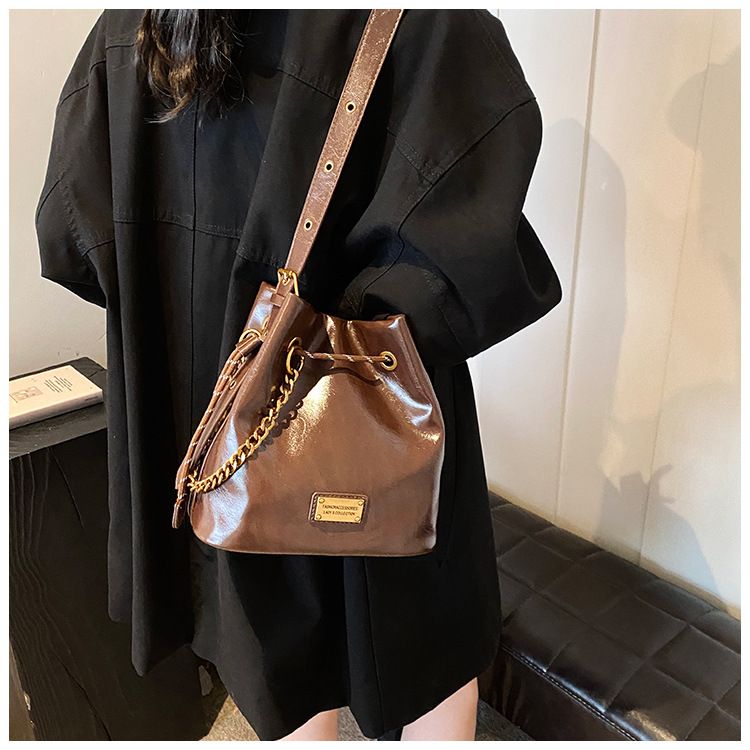 Retro Niche Bucket Bag Dámská nová luxusní módní všestranná malá kabelka přes rameno_voghion.com