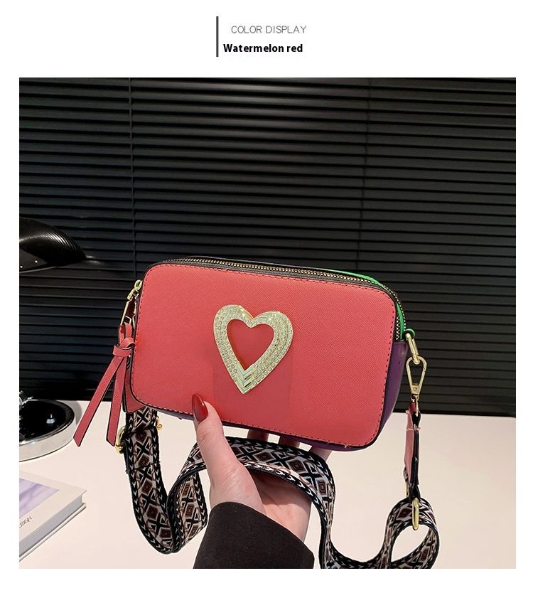 Celular para crossbody, bolsa pequena quadrada feminina de nicho francês de alta qualidade para o verão de 2024, bolsa para câmera de um ombro_voghion.com