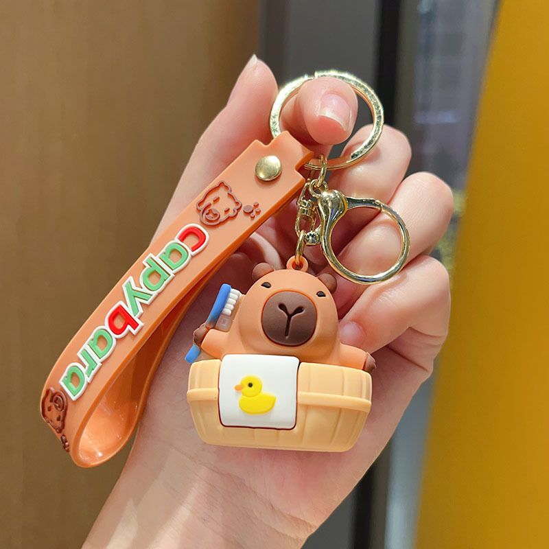 Cross-Dressing Cartoon süße Schlüsselanhänger Capybara Puppe exquisite kleine Geschenk Rucksack Auto Anhänger_voghion.com