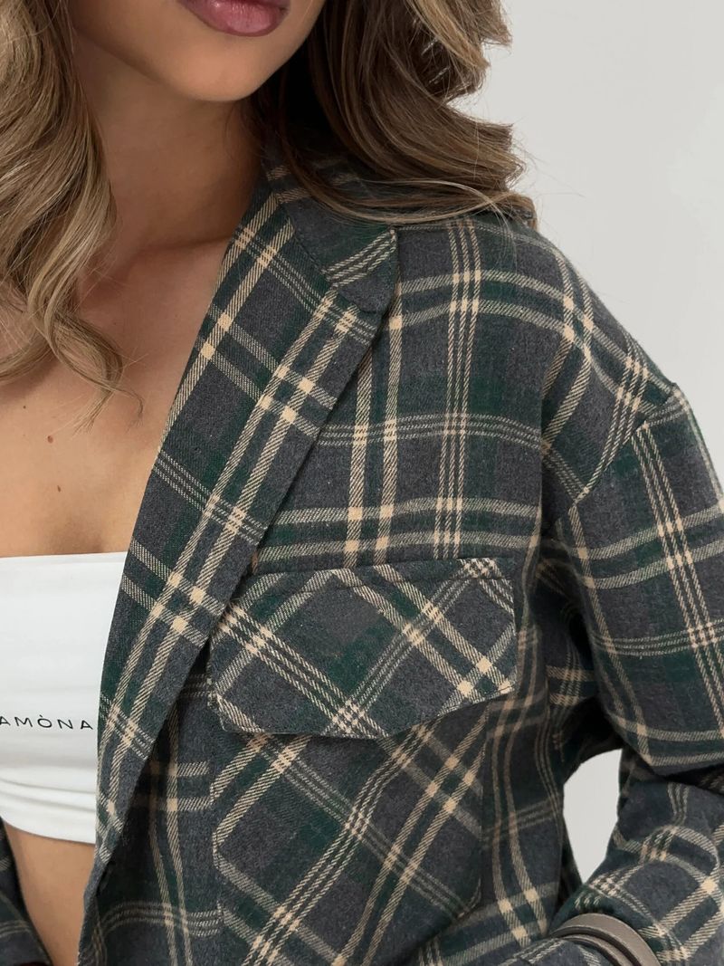 „Komplet damski: koszula w kratę i spódniczka mini – dwuczęściowy zestaw w stylu retro streetwear (szary/czerwony/zielony) – elastyczna mieszanka poliestru dla swobodnego stylu”_voghion.com