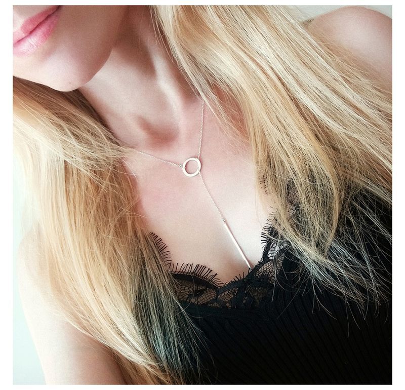 Heiße Verkäufe Minimalistischen Runde Stick Anhänger Für Frauen Perle Schlüsselbein Halskette Blätter Lange Kette Mode Schmuck Erklärung_voghion.com