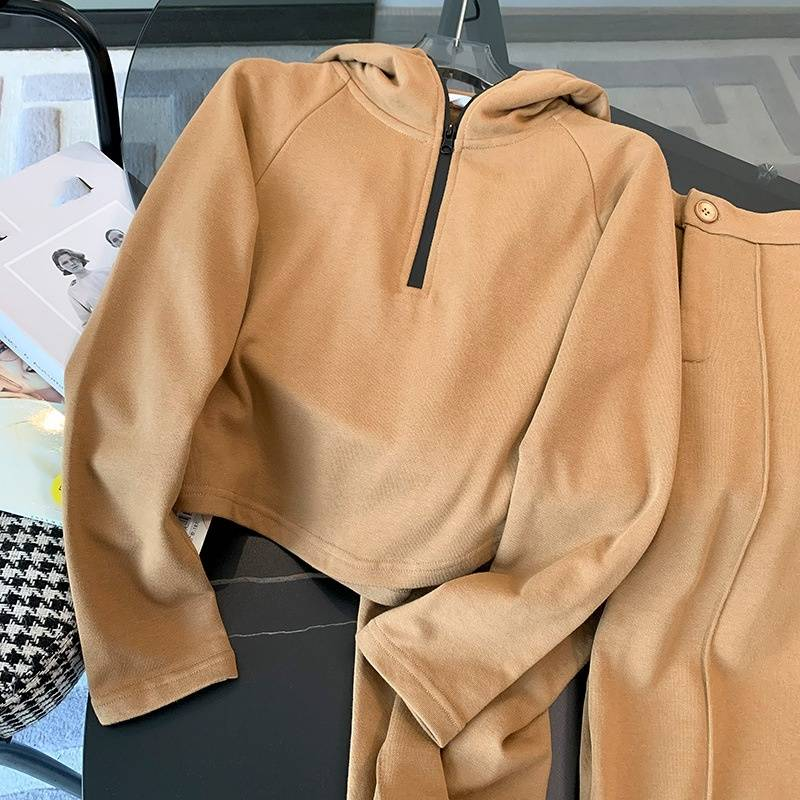 Damenbekleidung Sportliche Freizeitanzüge für Damen im Herbst- und Winter-Streetstyle mit kleinem, kurzem Pullover und gerader Hose, zweiteiliger Anzug_voghion.com