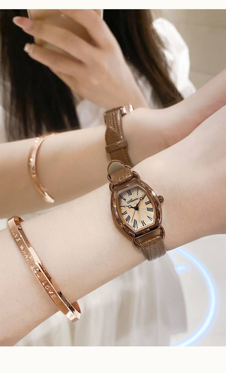 Elegant Women's Retro Barrel-Shaped Quartz Watch With Genuine Leather Strap, Minimalist Dial Design, 30M Water Resistance Female_voghion.com